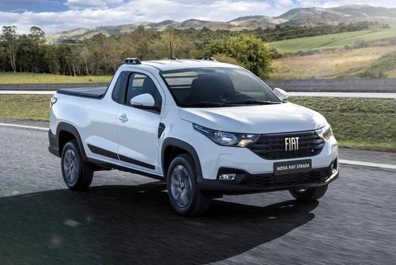 FIAT STRADA 1.3 FIREFLY FLEX FREEDOM CS MANUAL FIAT STRADA 1.3 FIREFLY FLEX FREEDOM CS MANUAL
